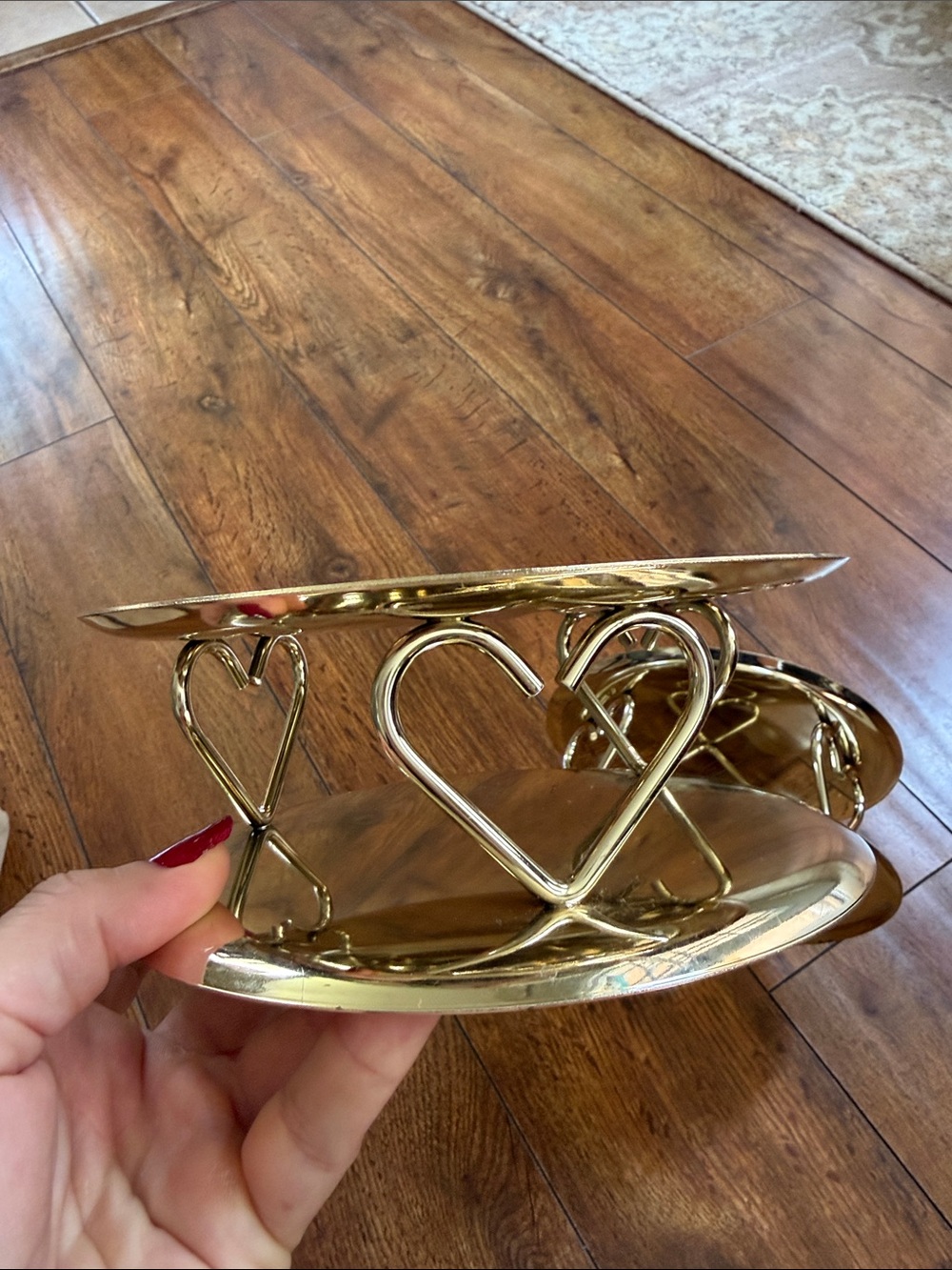 Bath & Body Works Gold Heart Link Sunglasses